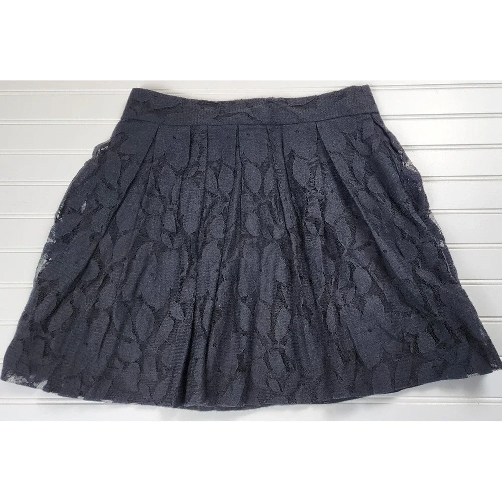 LOFT‎ Womens 4P Black Lace Mini Skirt Petite Lined Fit Flare Cocktail